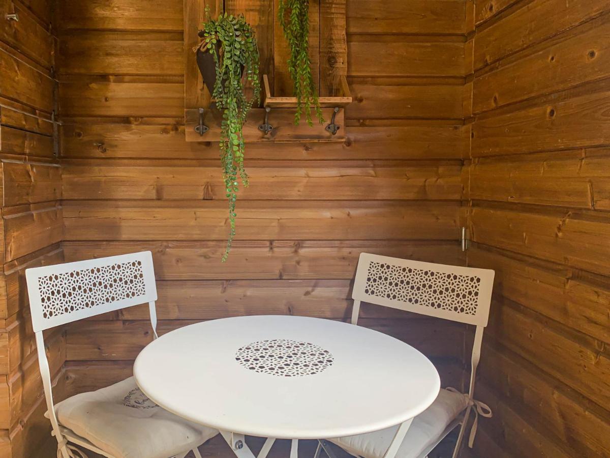 Cosmo Ideal Famille Rue Carnot آنسي المظهر الخارجي الصورة